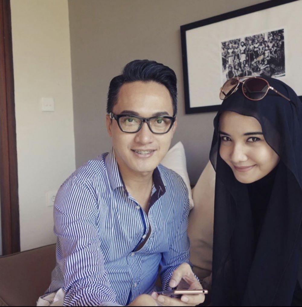 Sangat Kehilangan, 9 Unggahan Momen Zaskia Sungkar dengan Barli Asmara