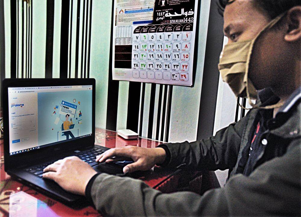 Pendaftaran kartu Prakerja (ANTARA FOTO/Asep Fathulrahman)