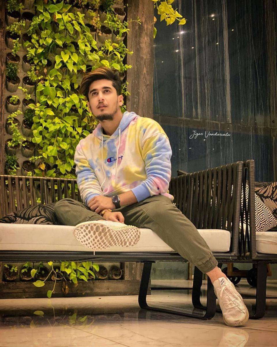 Instagram.com/bhavin_333