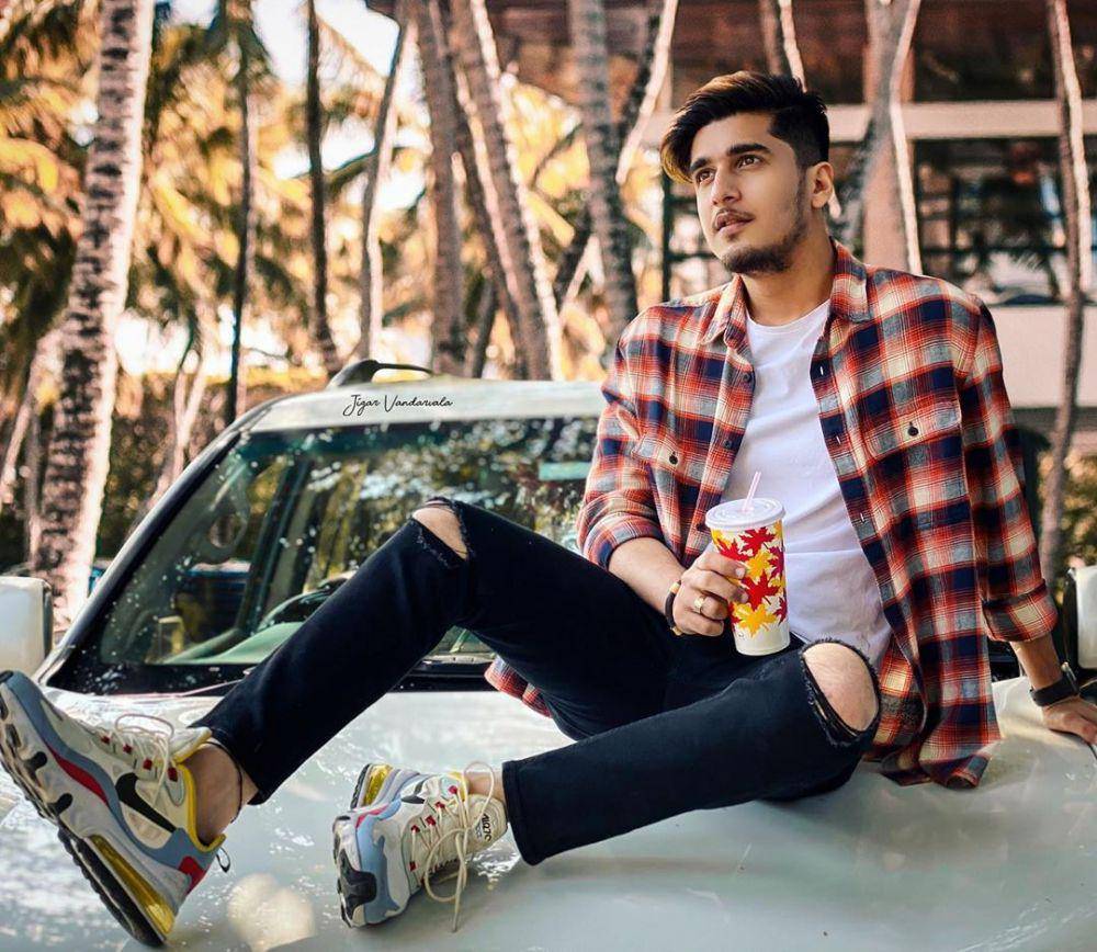 Instagram.com/bhavin_333