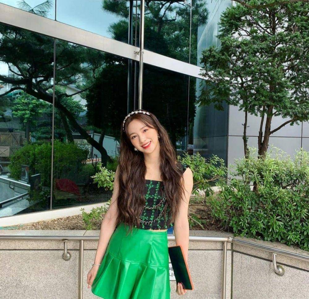 Instagram.com/cherrybullet