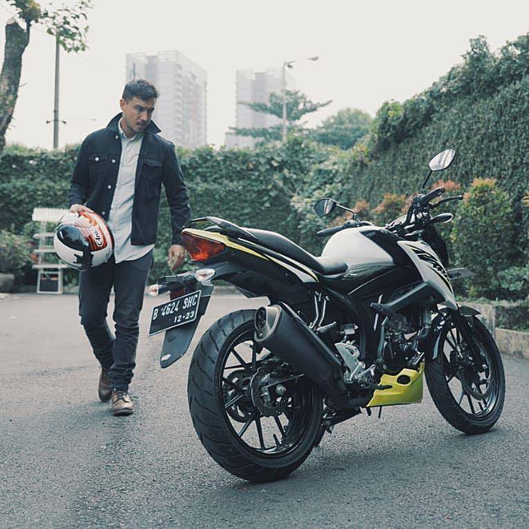 instagram.com/hamishdw