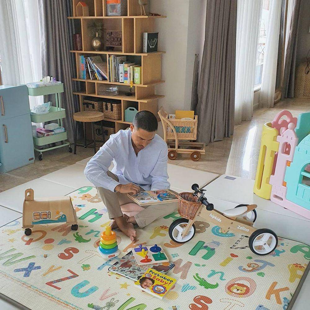 instagram.com/hamishdw