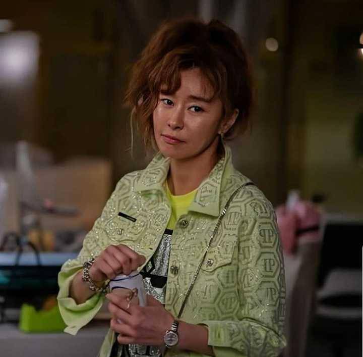 instagram.com/jiwonci00