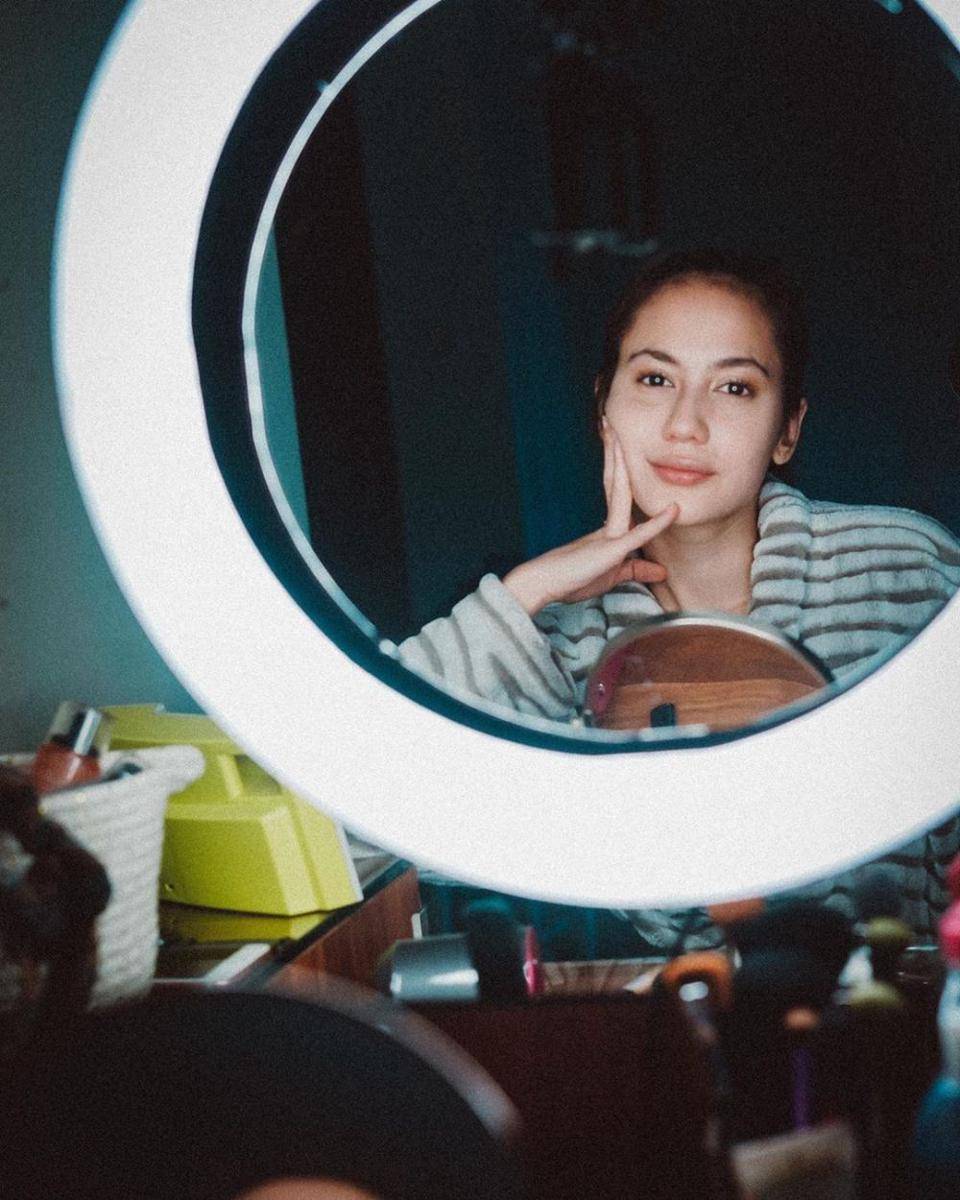 instagram.com/pevpearce