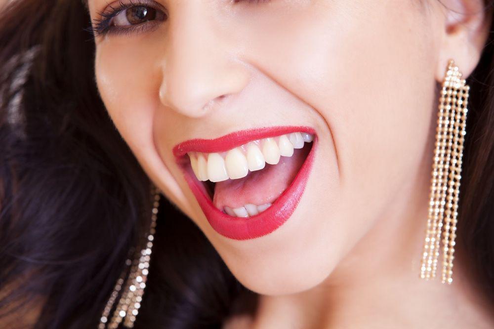 7 Cara Mencegah Gingivitis alias Radang Gusi, Gampang Banget!