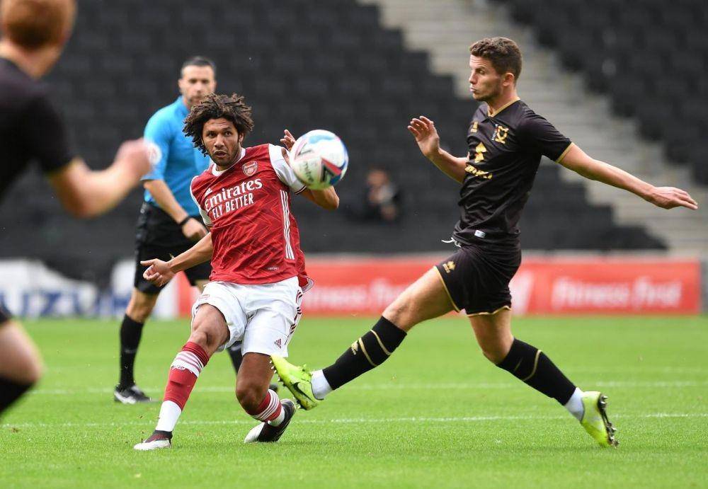 Mohamed Elneny kala mencetak gol ke gawang MK Dons. Twitter/@elnenny