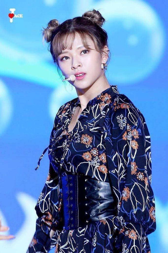 twitter.com/TwicePIC