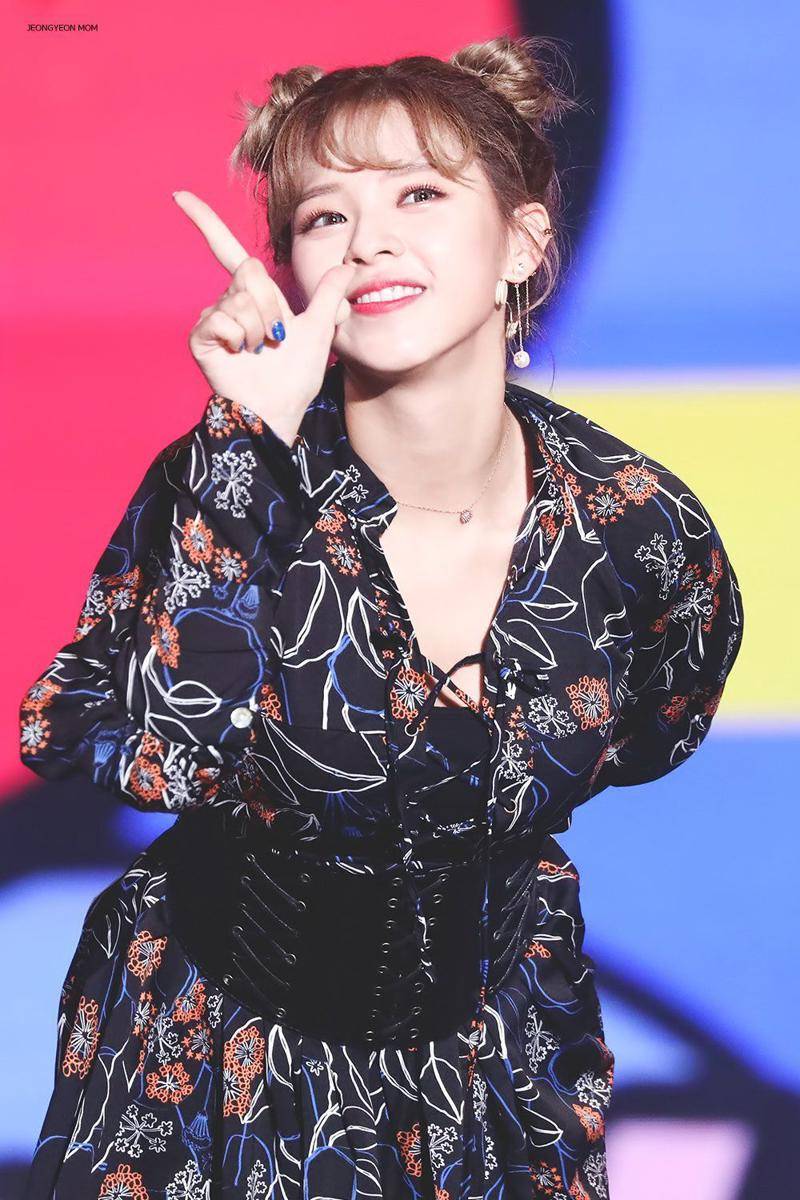 twitter.com/1101_yjy