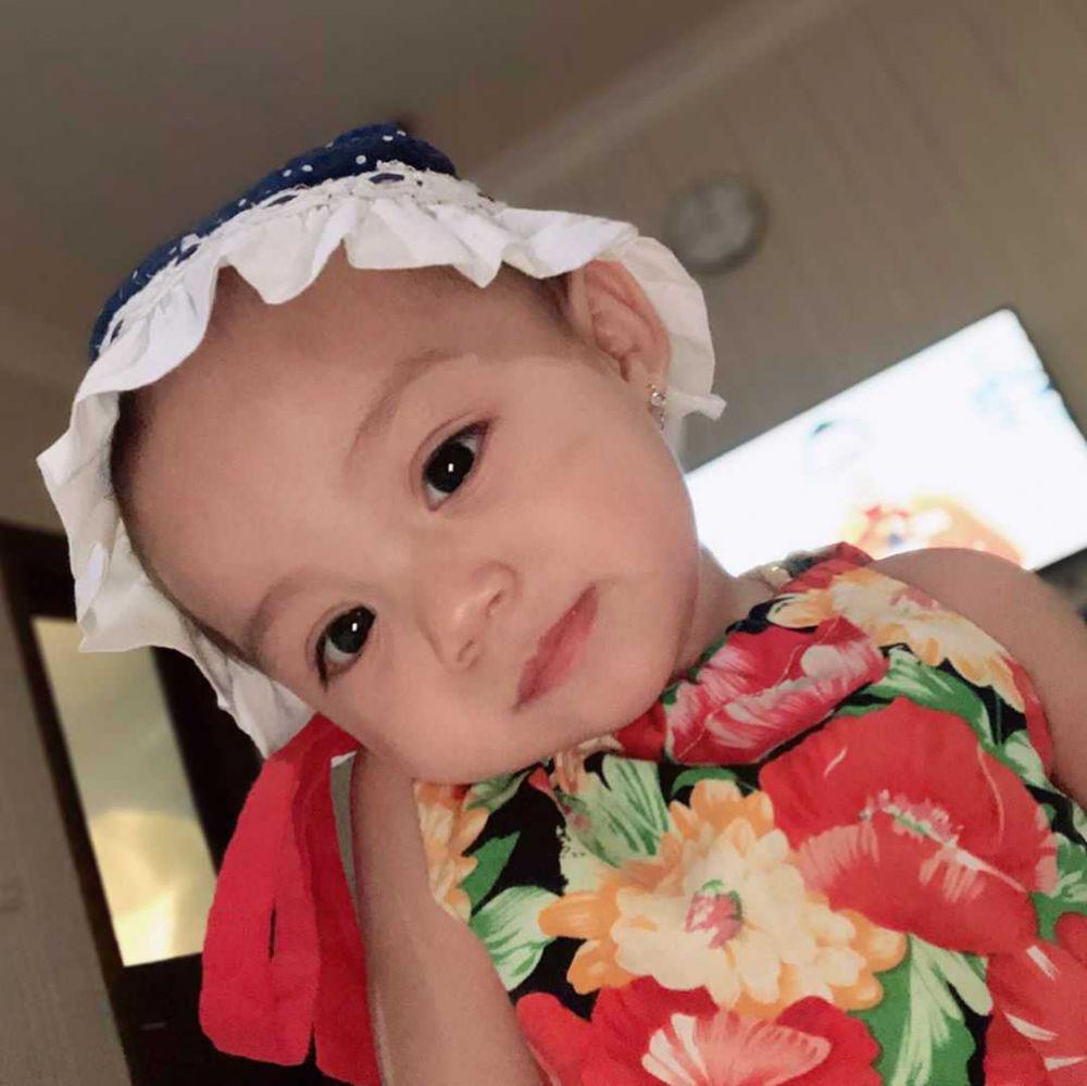9 Potret Imut nan Menggemaskan Adreena Aisyah, Buah Hati Sheza Idris