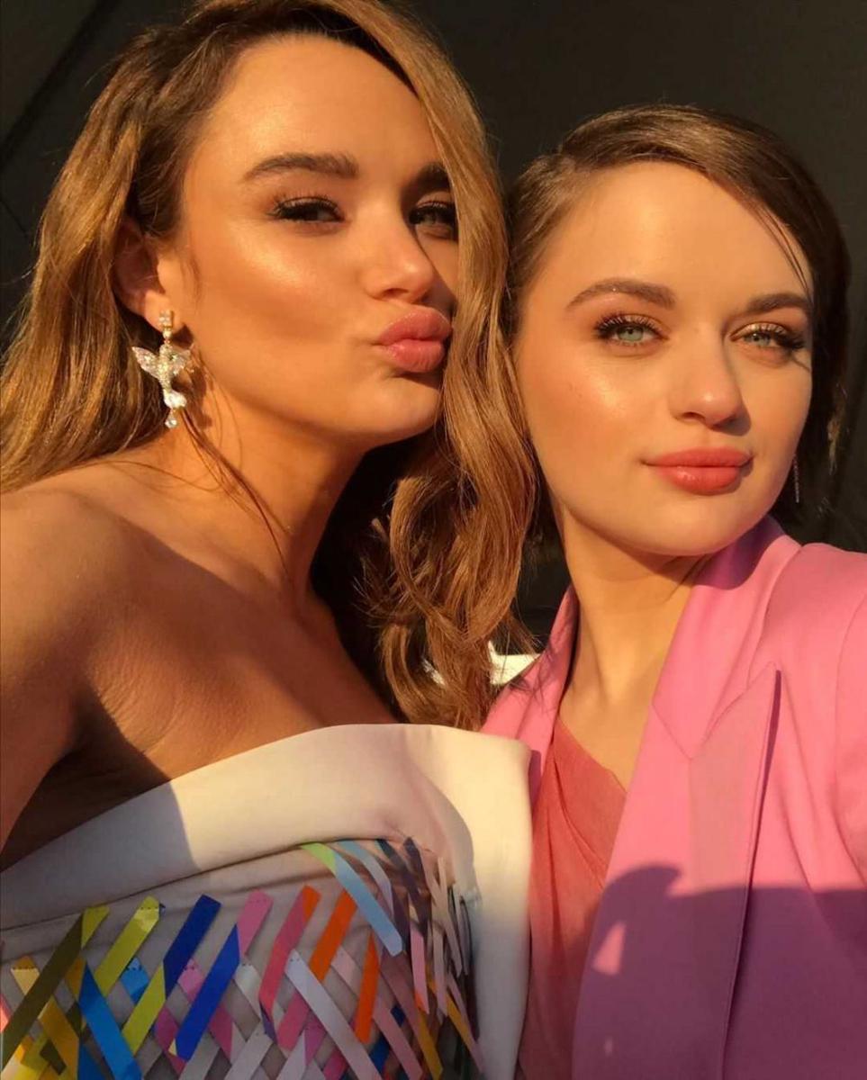 Sister Goals, 10 Hangatnya Kebersamaan Joey King dan Hunter King