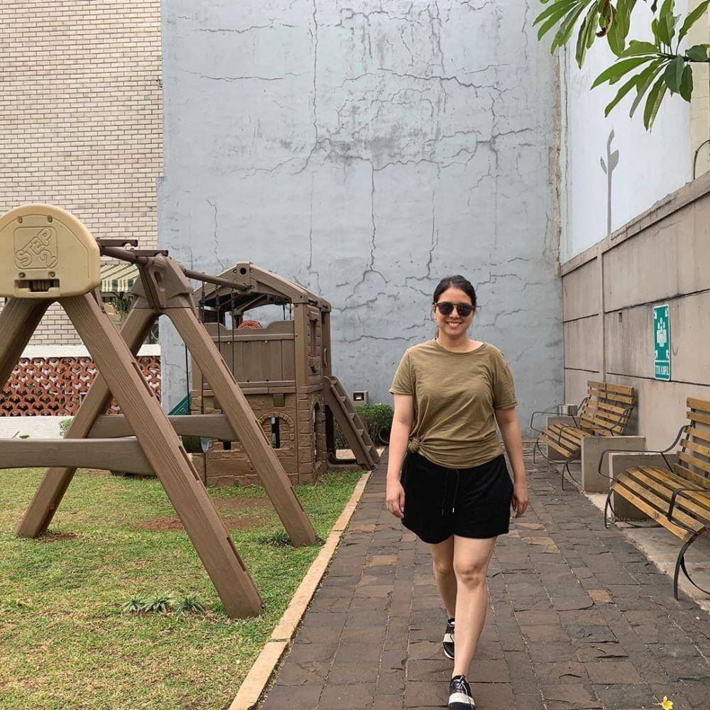 instagram.com/tya_ariestya