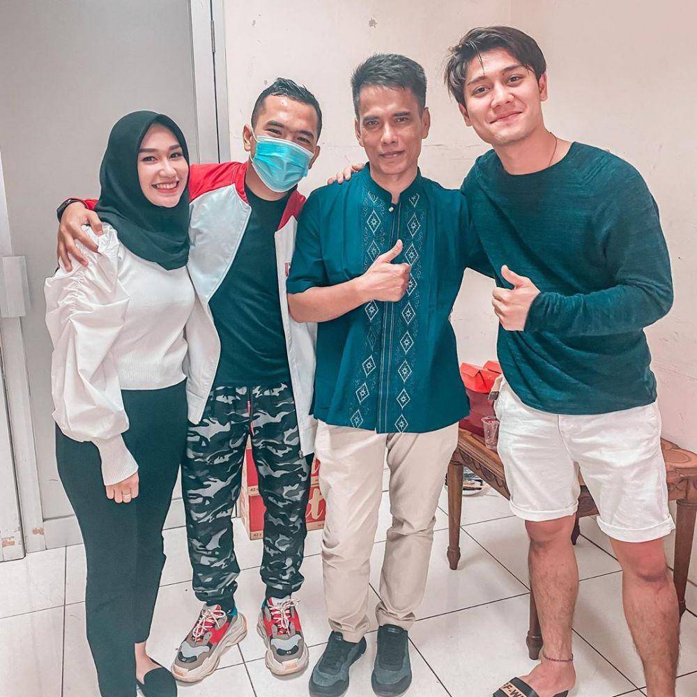 instagram.com/putrasiregarr17