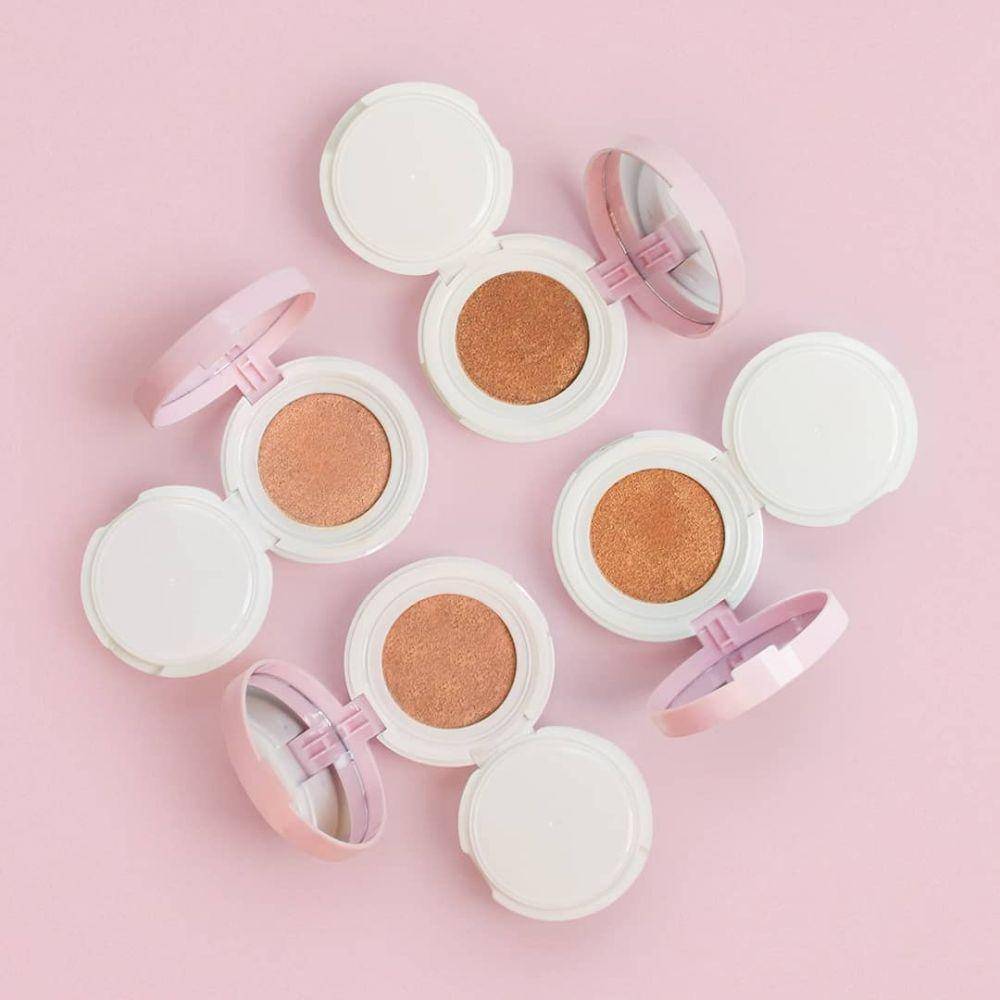 instagram.com/eminacosmetics