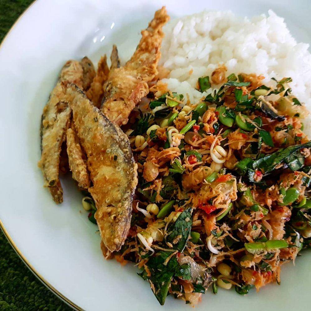 instagram.com/nasi_empok_makkot