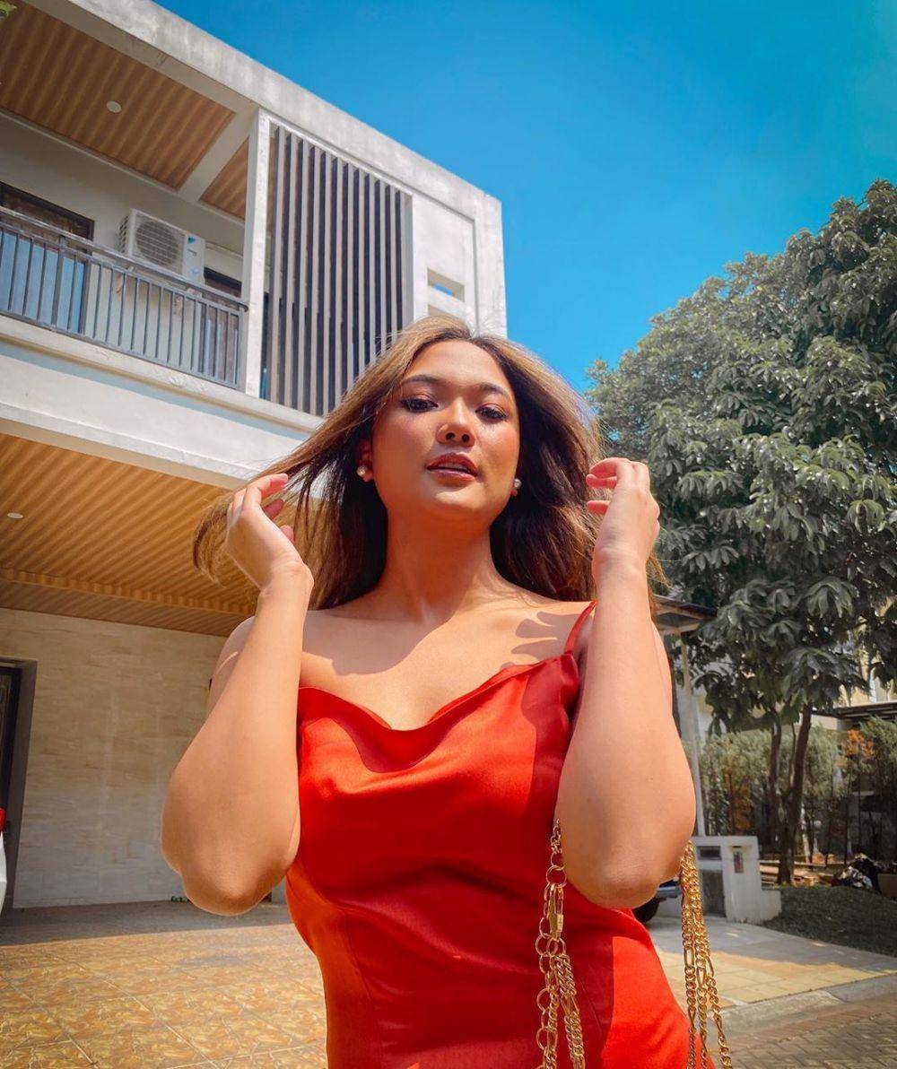 instagram.com/lalamarionmj