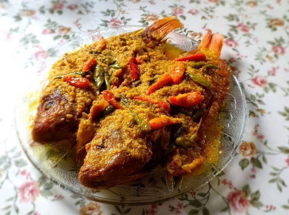instagram.com/iyolamakbana