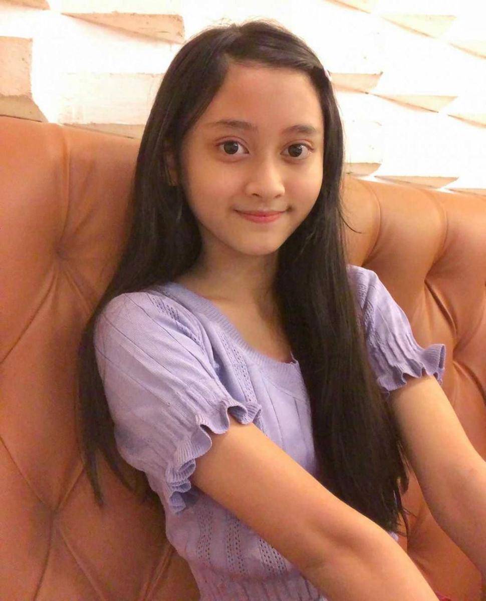 Instagram/jkt48.caithlyn