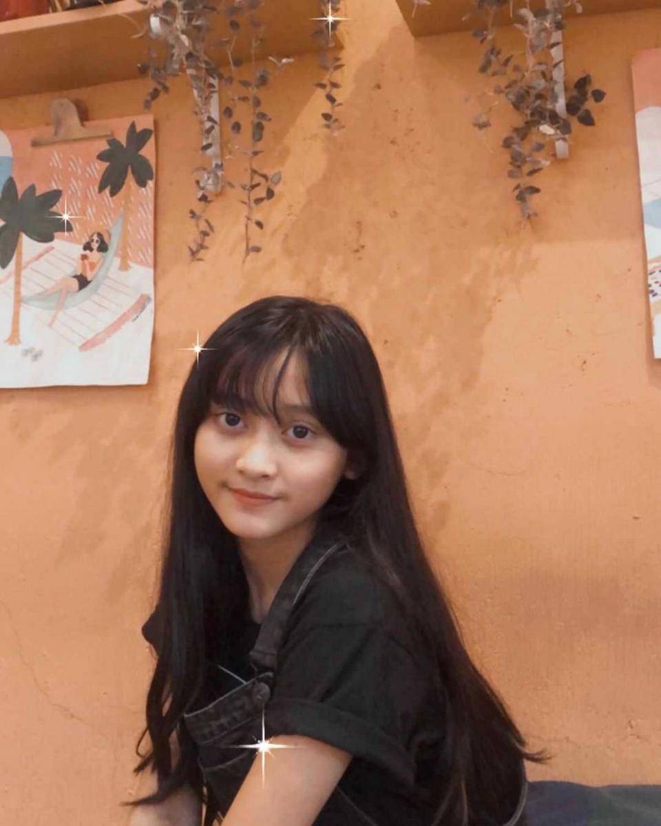 Instagram/jkt48.caithlyn