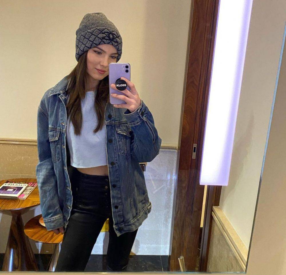 Instagram.com/maya_henry