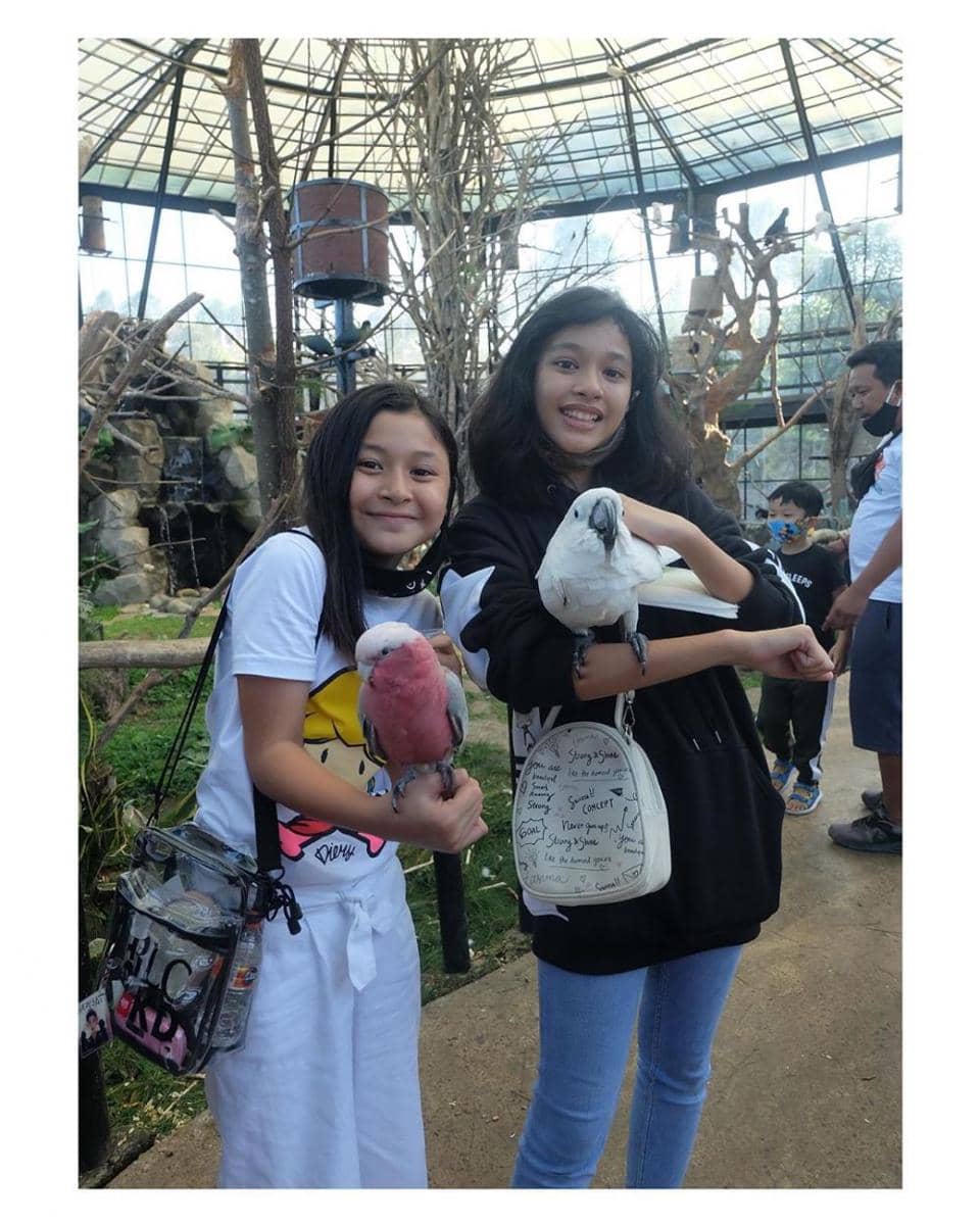 instagram.com/shakiena.azalea