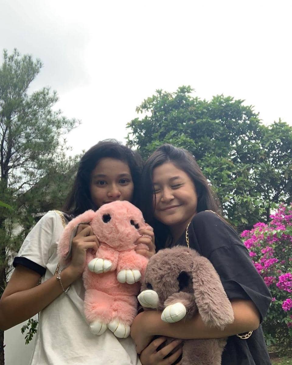 instagram.com/shakiena.azalea