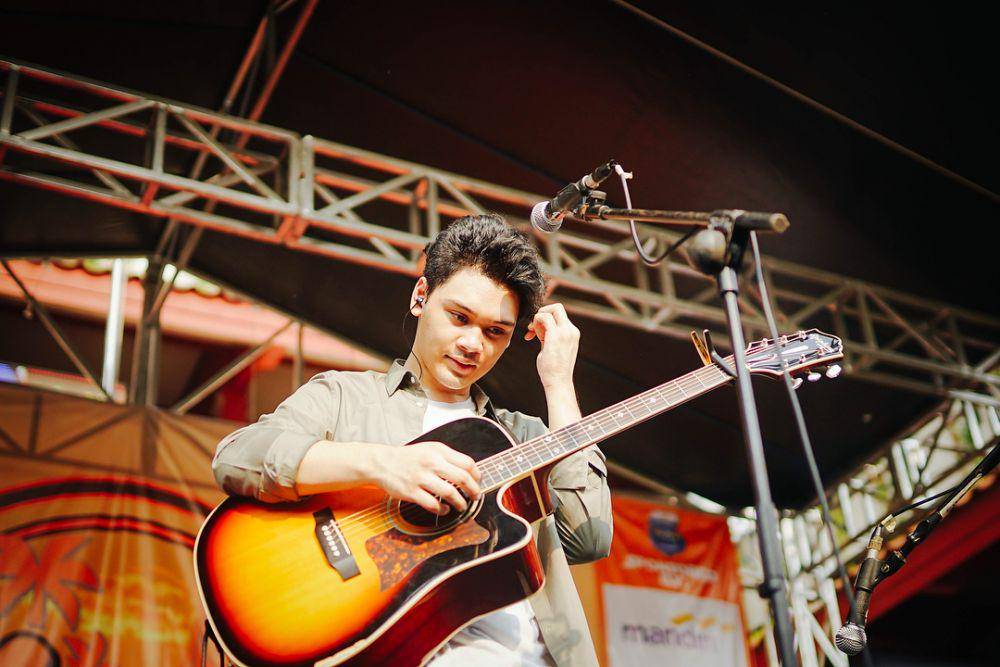 instagram.com/theovertunes