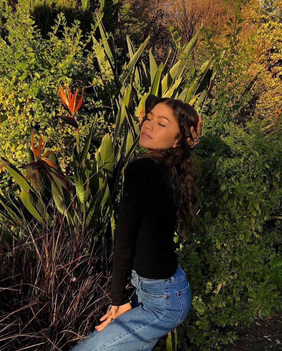 instagram.com/teenvogue