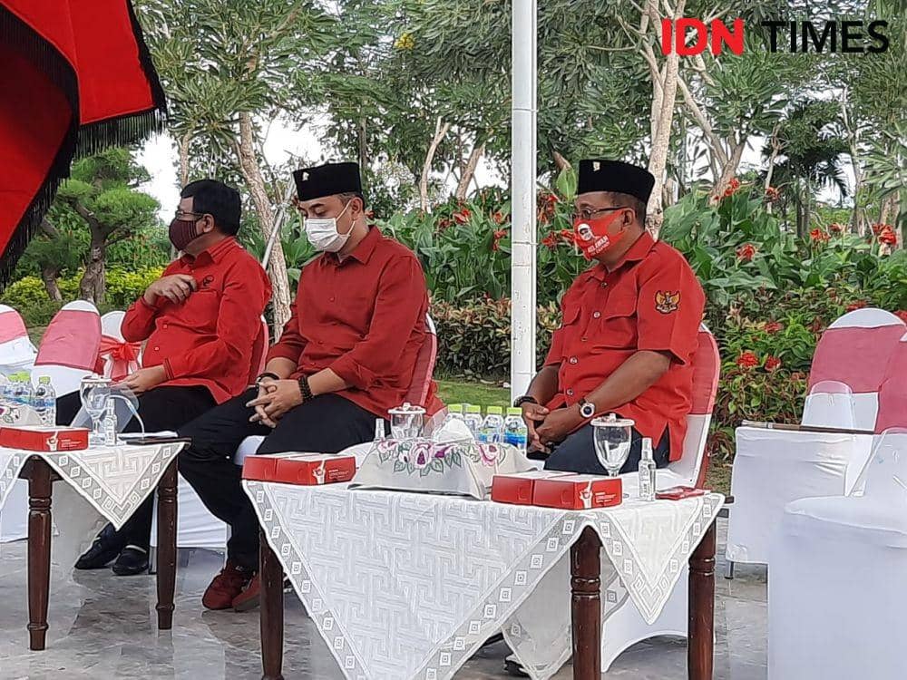 Pasangan Bacawali-Bacawawali Kota Surabaya dari PDIP, Eri Cahyadi-Armuji. IDN Times/Fitria Madia