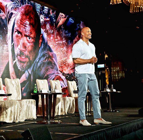 instagram.com/therock
