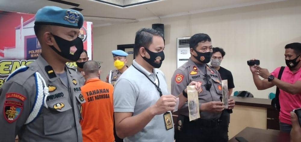 Mahasiswa Makassar Edarkan Ganja untuk Biaya Susun Skripsi
