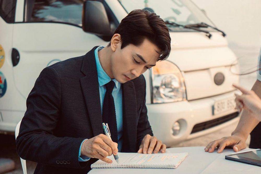 instagram.com/songseungheon1005