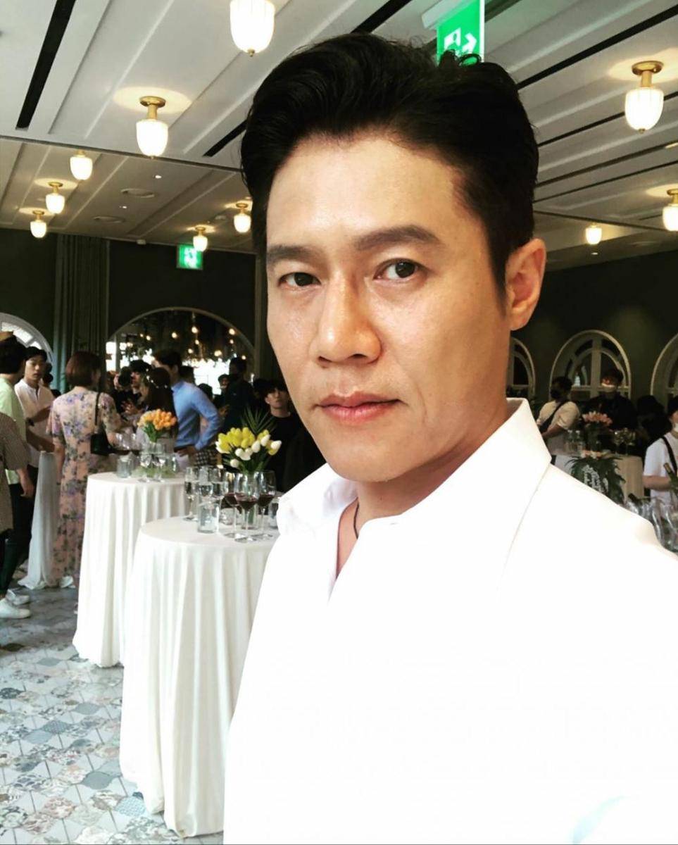 Instagram.com/park_hosan