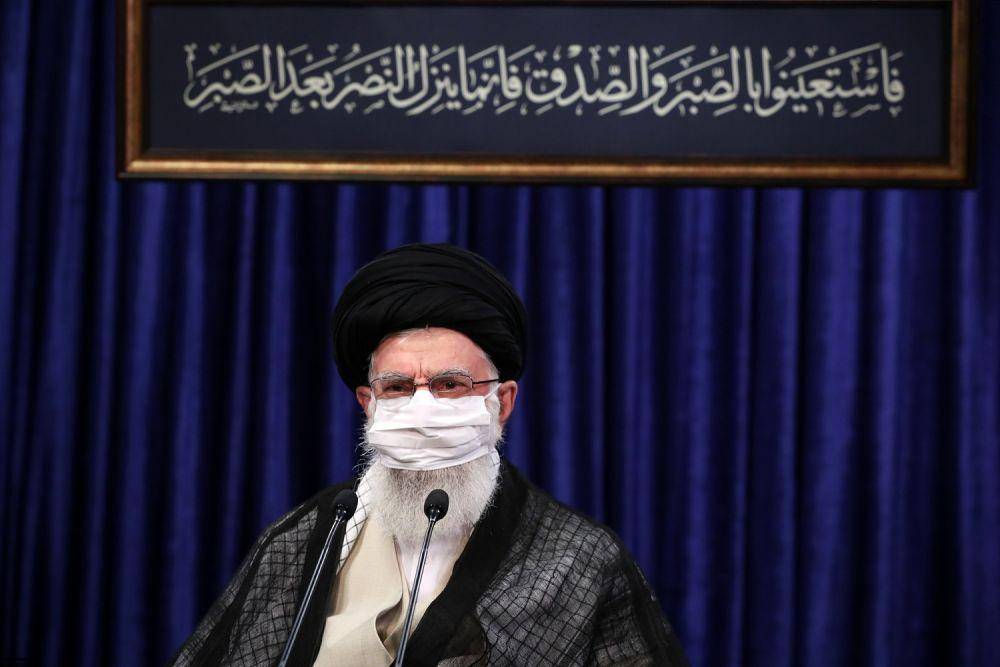 Potret pemimpin tertinggi Iran, Ayatollah Ali Khamenei. Twitter.com/khamenei_ir