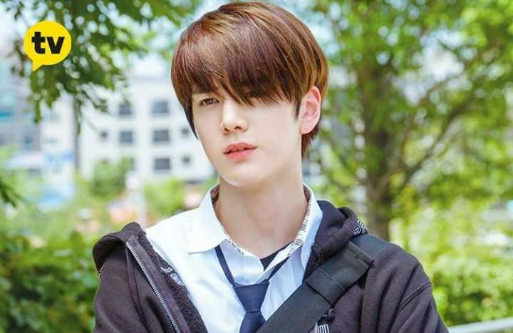 Debut, 10 Potret Young Hoon The Boyz di Web Drama 'Love Revolution'!