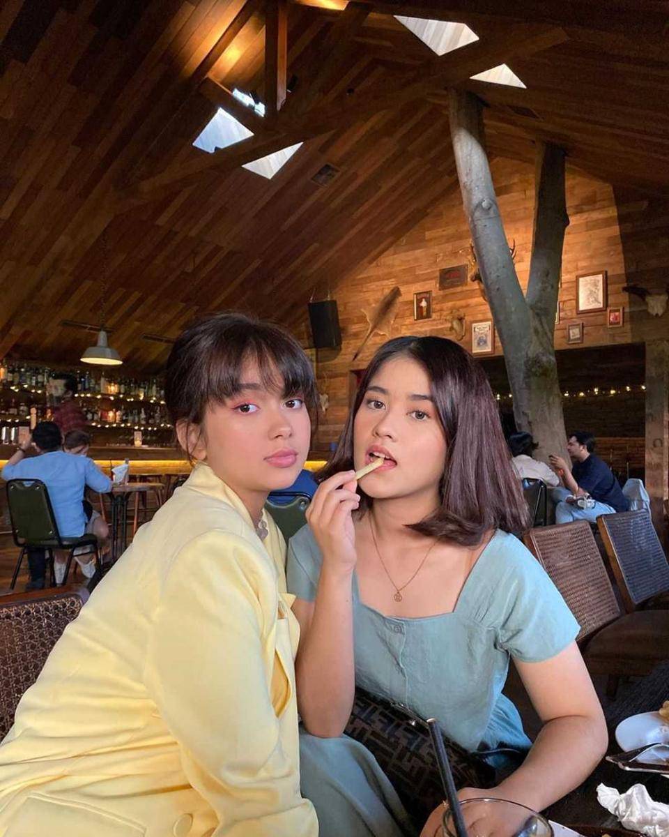 instagram.com/ashirazamita