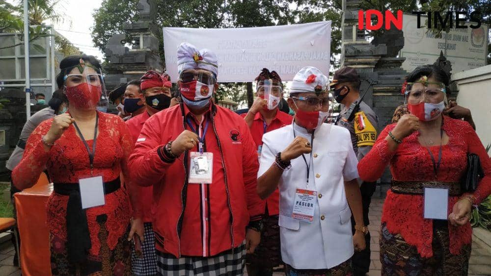 Daftar ke KPU Tabanan, Pasangan Jaya-Wira Bicara Soal Petani Muda