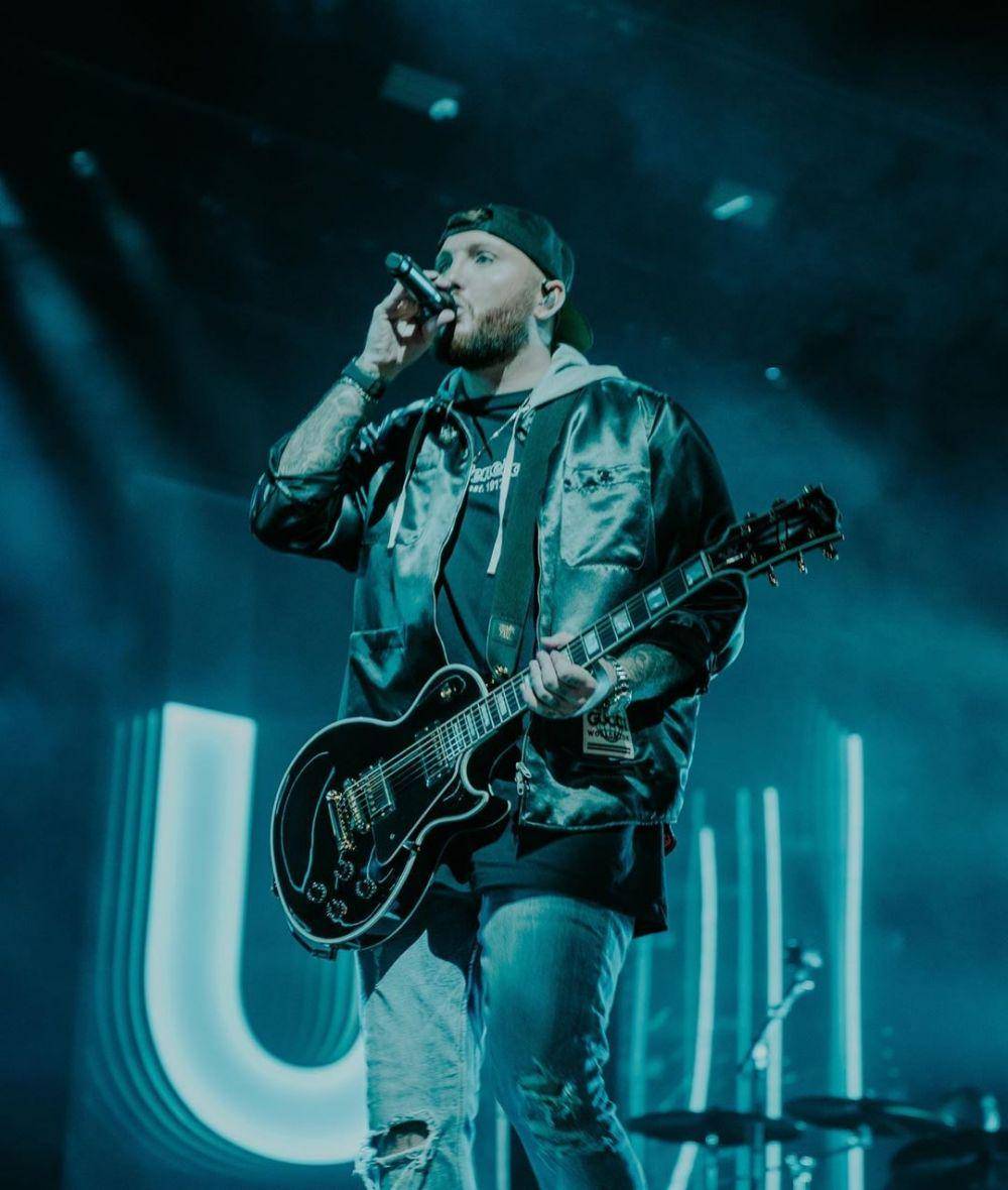 instagram.com/jamesarthur23/