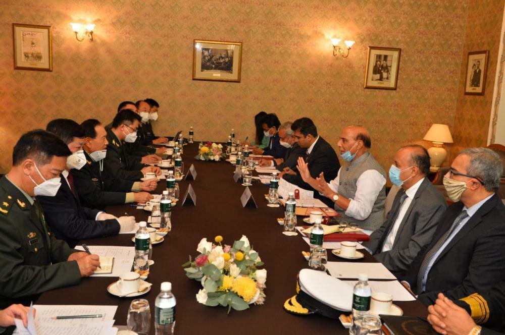 Tensi Meningkat, Menteri Pertahanan India dan Tiongkok Bertemu