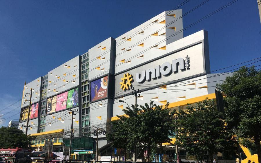 9 Tempat Shopping di Bangkok yang Bikin Dompet Senang, Surga Belanja!