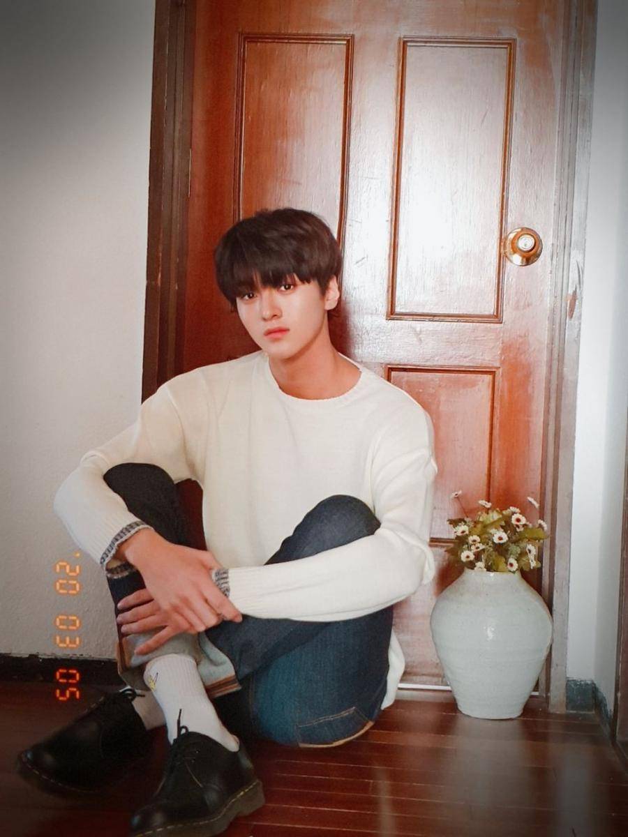 twitter.com/woollim_rookie