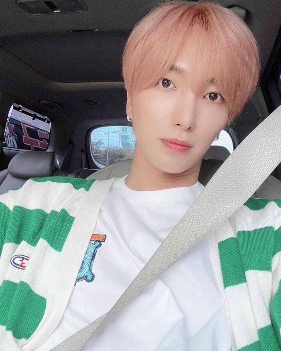 Leeteuk SUJU (instagram.com/xxteukxx)