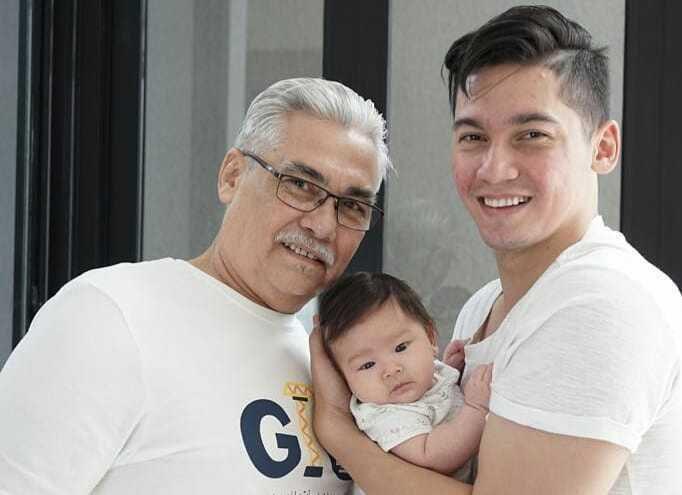 Jarang Disorot, 9 Momen Kebersamaan Samuel Zylgwyn dan Sang Papa