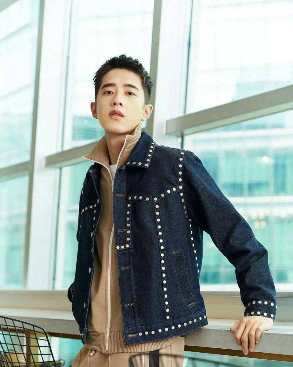 instagram.com/liangjingkang_