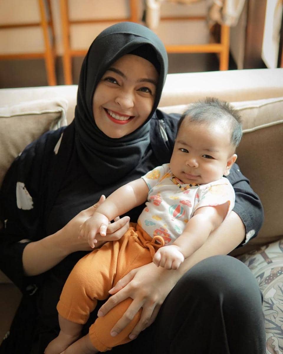 instagram.com/tantrisyalindri