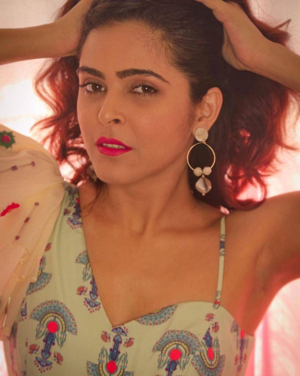 Instagram.com/madhurimatuli