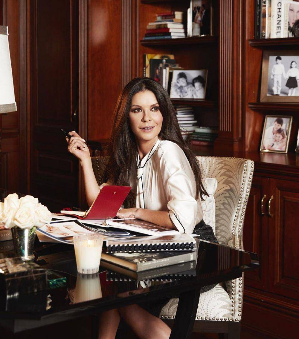 instagram.com/catherinezetajones