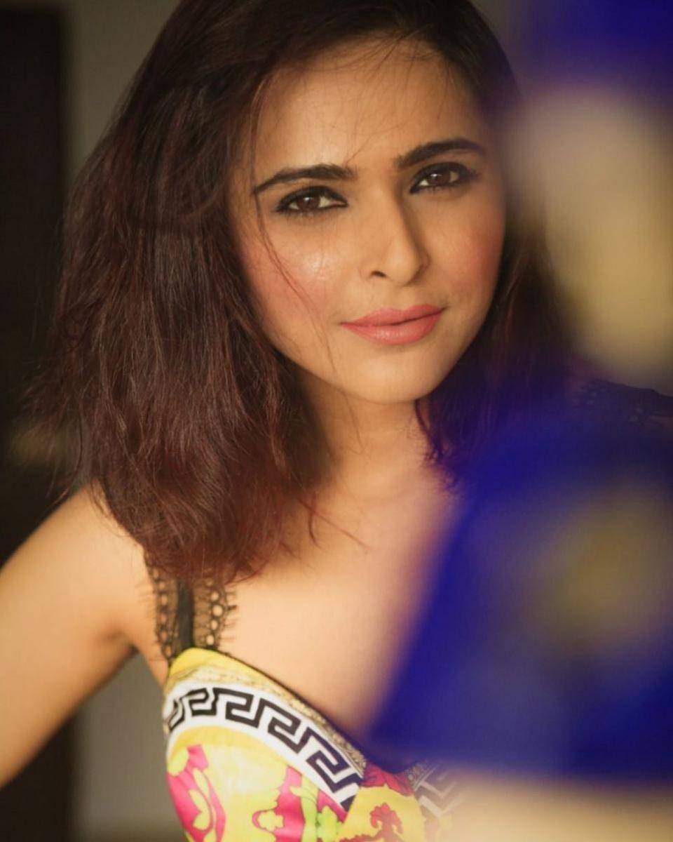 Instagram.com/madhurimatuli