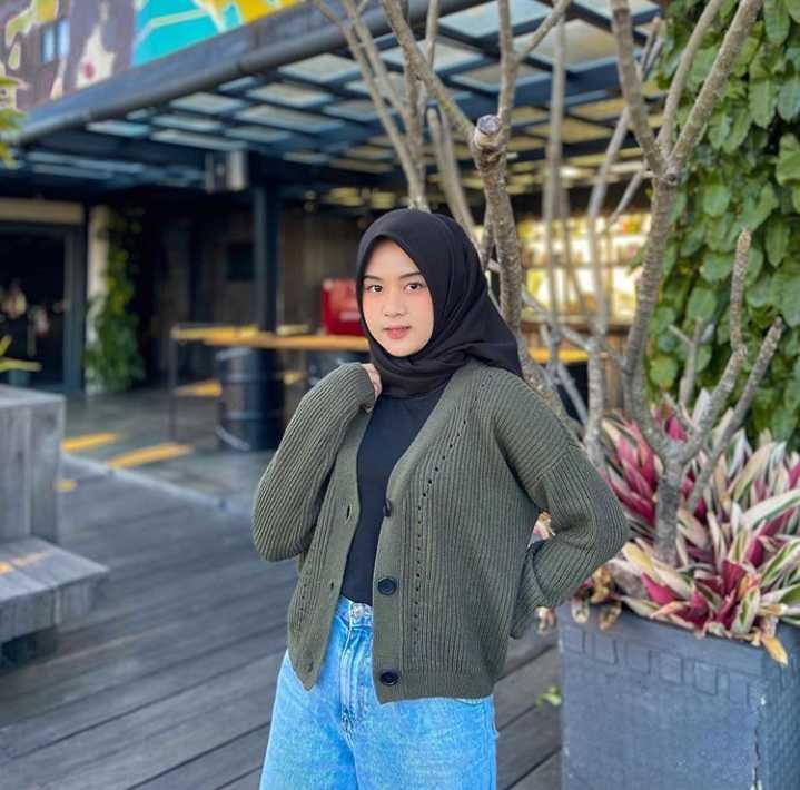 Idaman Netizen, 10 Potret Seleb TikTok Alifhia Fitri Kece Abis!