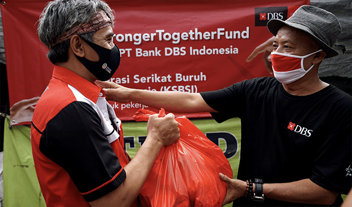 Usaha Bank DBS Indonesia Bantu Pekerja Harian Lepas dengan Cara Ini